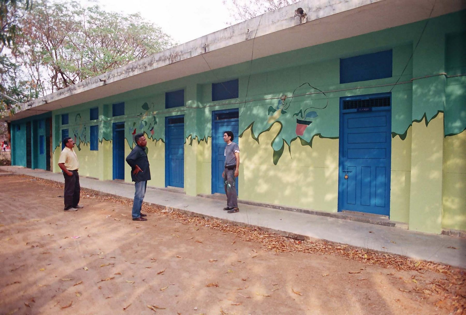 Potted Plants (2005) S.N. School of Fine Arts, University of Hyderabad, series of 9 walls each 3.5H x 5.8W meters, Hyderabad (India)