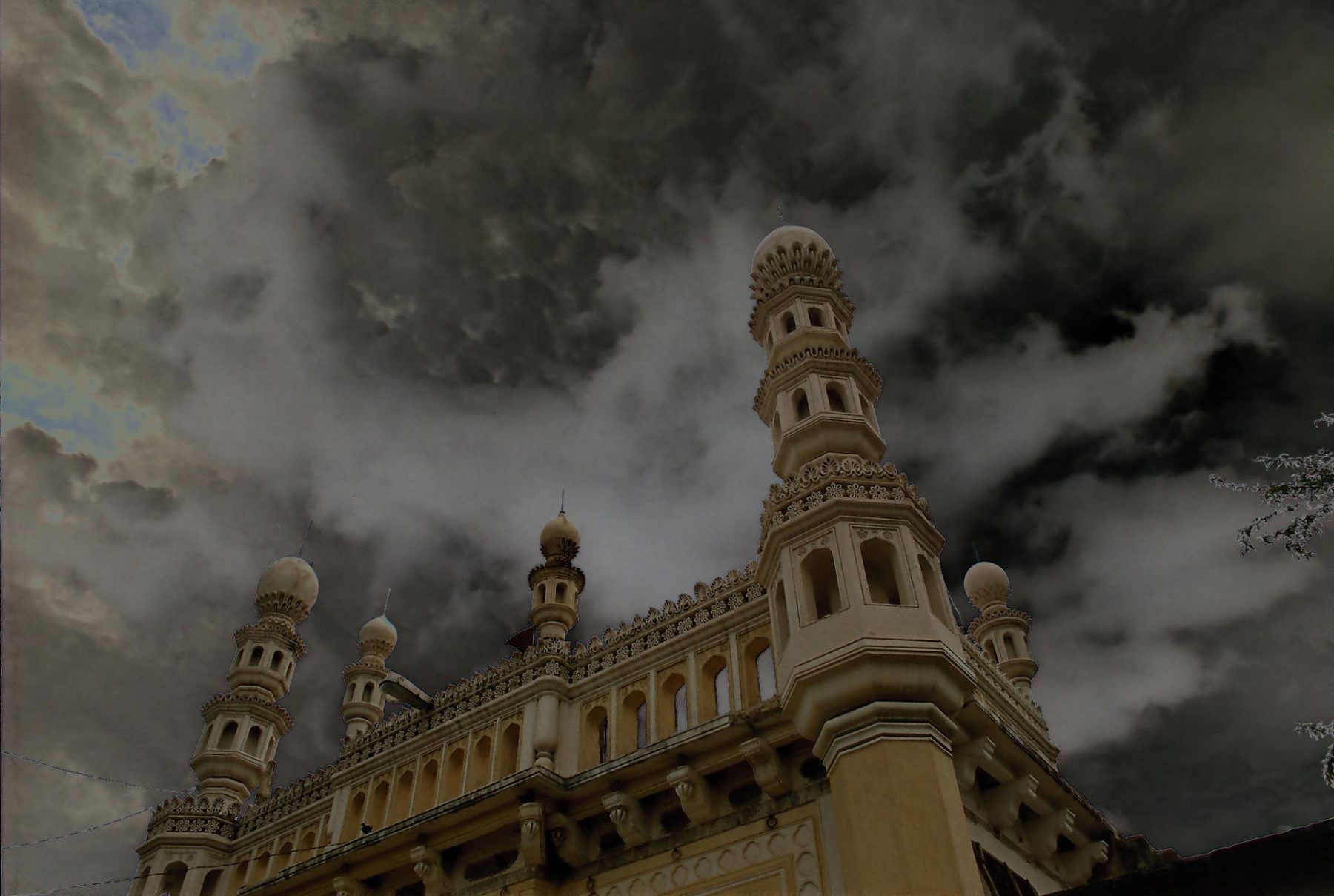 Flood in the Sky (Road to Golconda) (2005) photographic mixed media, 0.60H x 0.91W meters